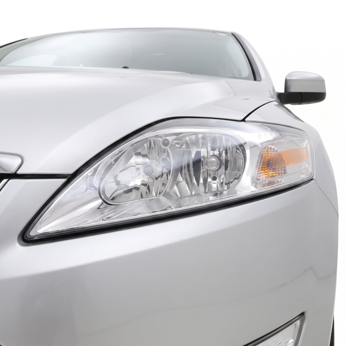 Ford Mondeo MA / MB / MC (2007 - 2014) Halogen Headlights LH + RH