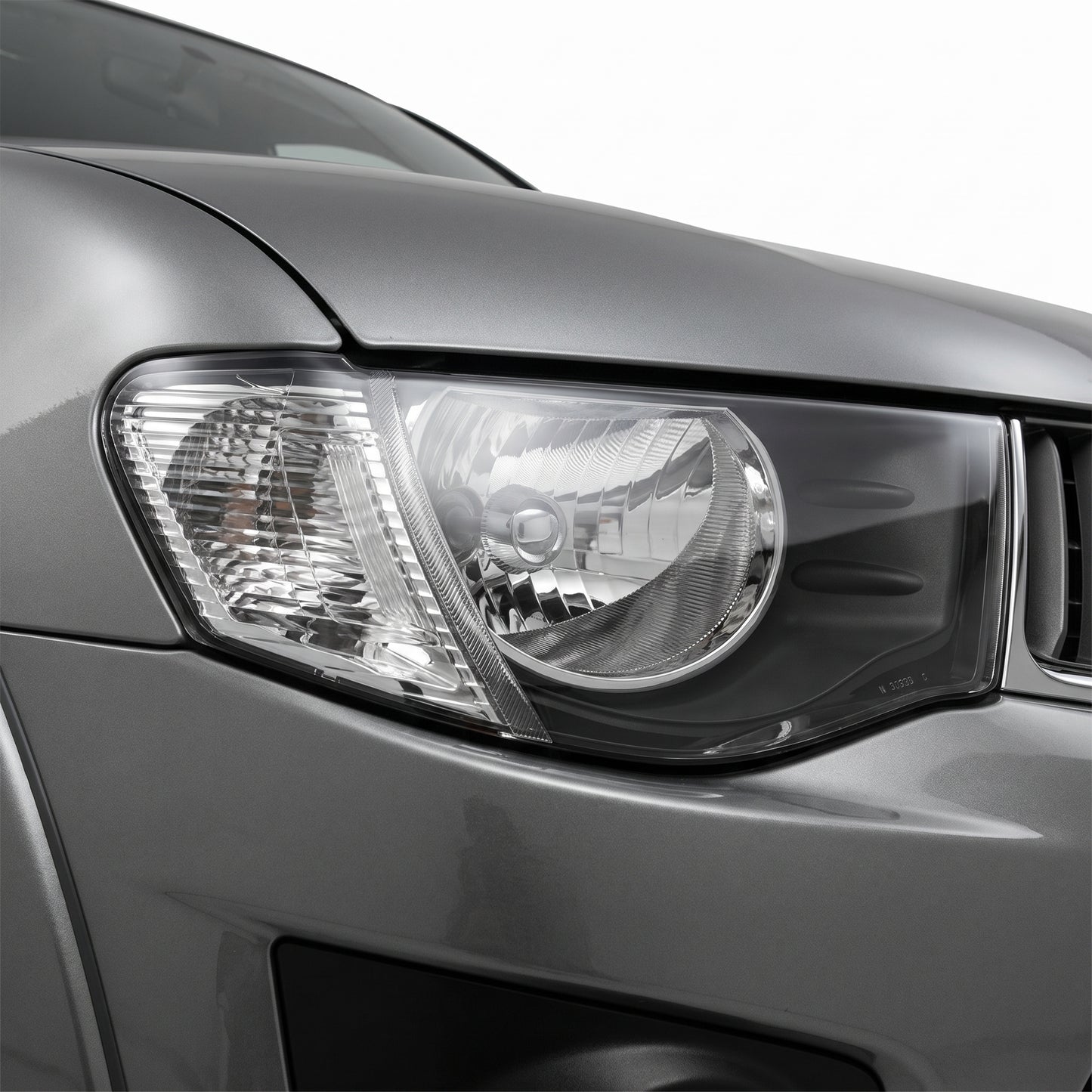 Mitsubishi Triton ML / MN (2006 - 2015) Black OEM Style Headlights LH + RH