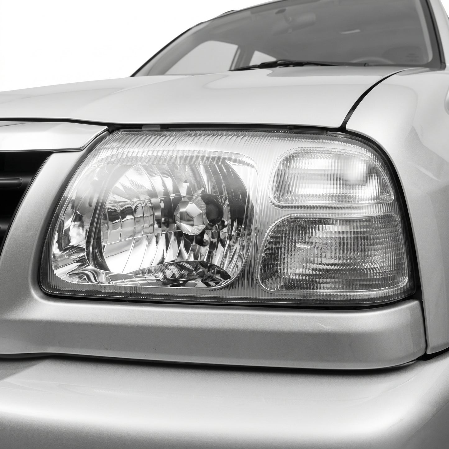 Suzuki Grand Vitara SQ420 / SQ625 (1998 - 2005) Halogen OEM Style Headlights LH + RH