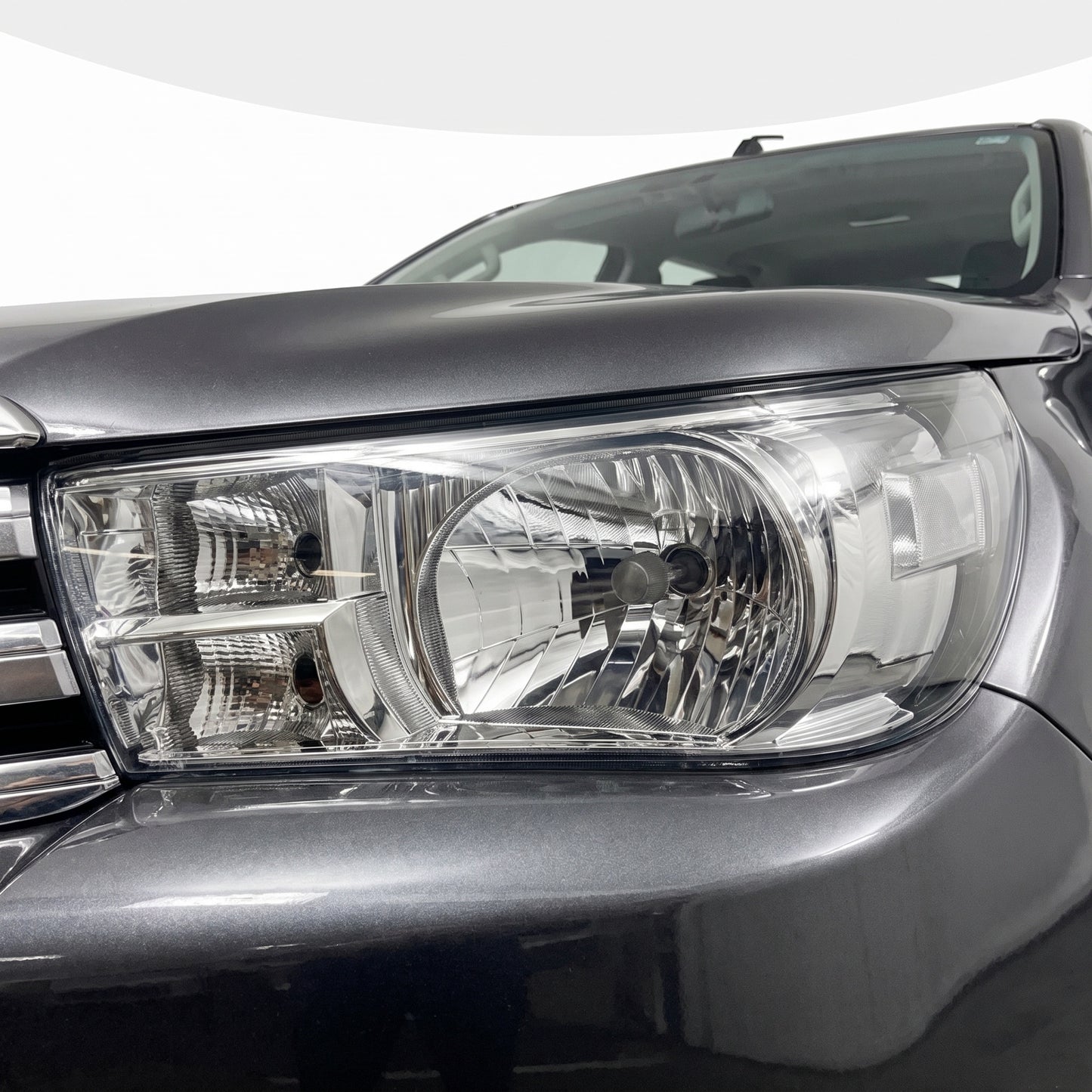Toyota HiLux N80 GUN GGN TGN Workmate / SR (2015 - 2025) OEM Style No LED Headlights LH + RH
