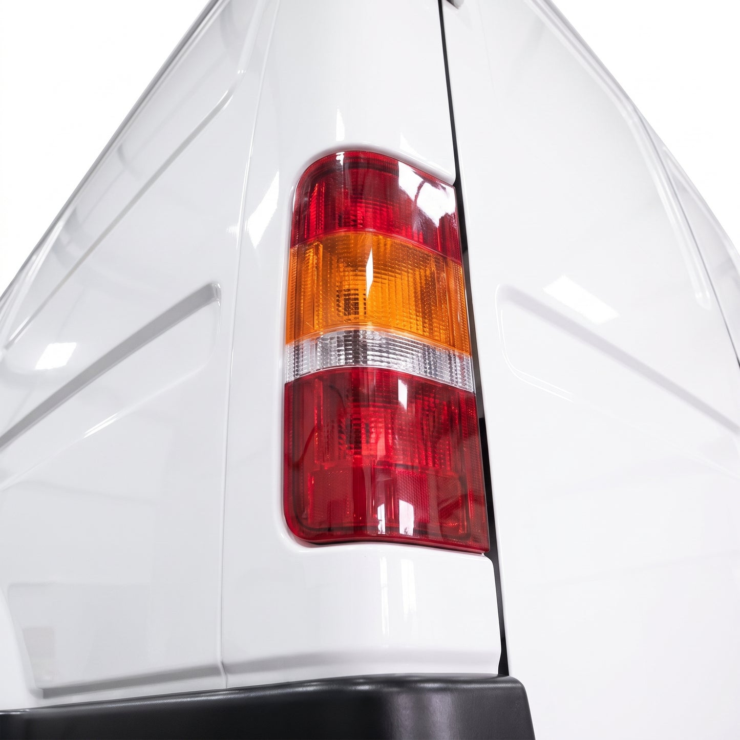 Ford Transit VE / VF / VG (1994 - 2000) Halogen Tail Lights LH + RH