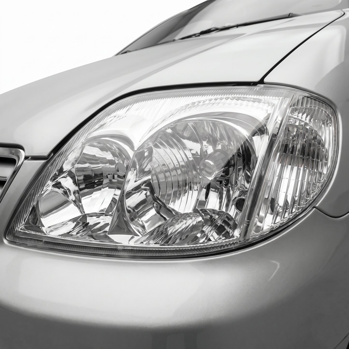 Toyota Corolla E120 ZZE122 Sedan / Wagon (2004 - 2007) Headlights LH + RH