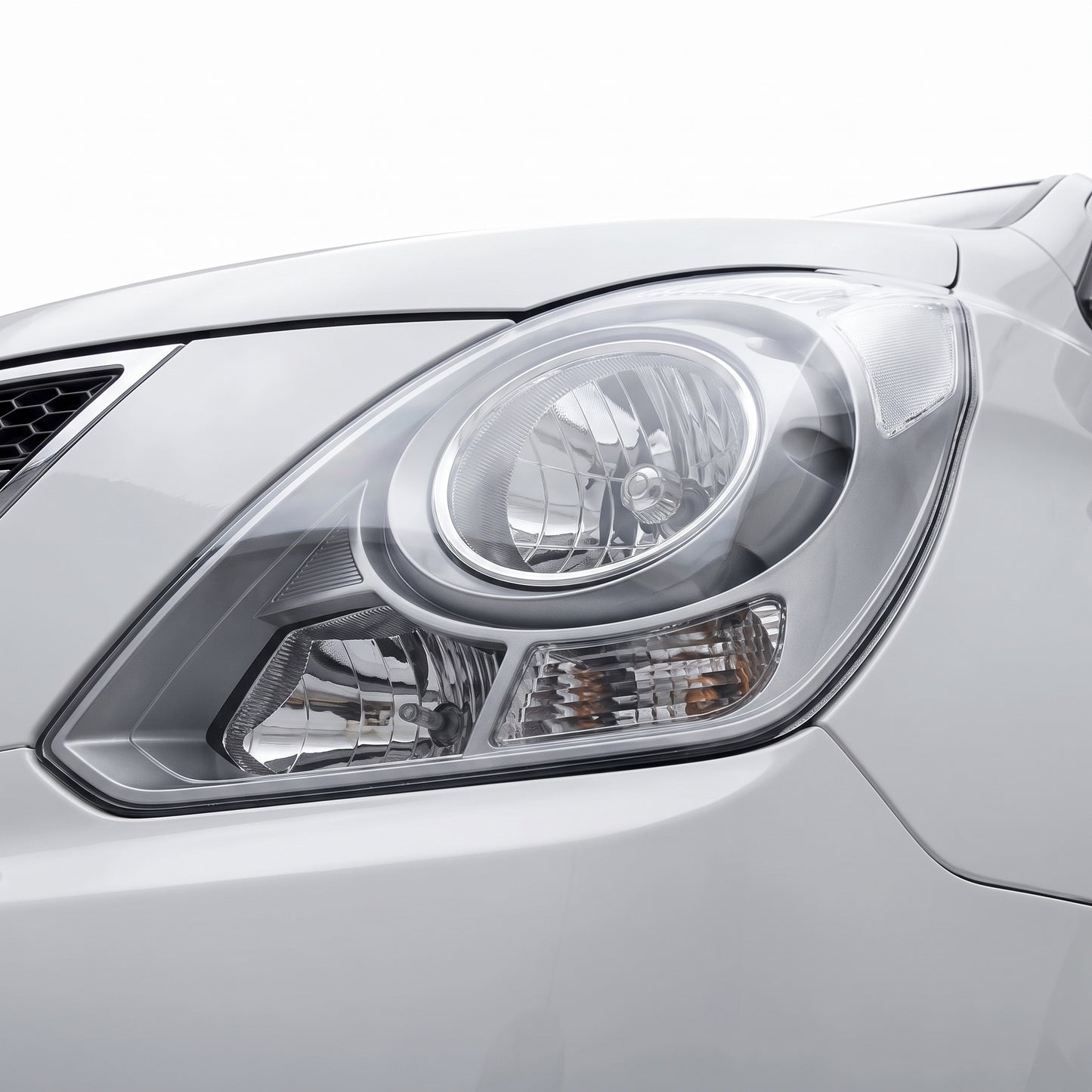 Hyundai iLoad / iMax Van TQ (2008 - 2018) OEM Style Headlights LH + RH