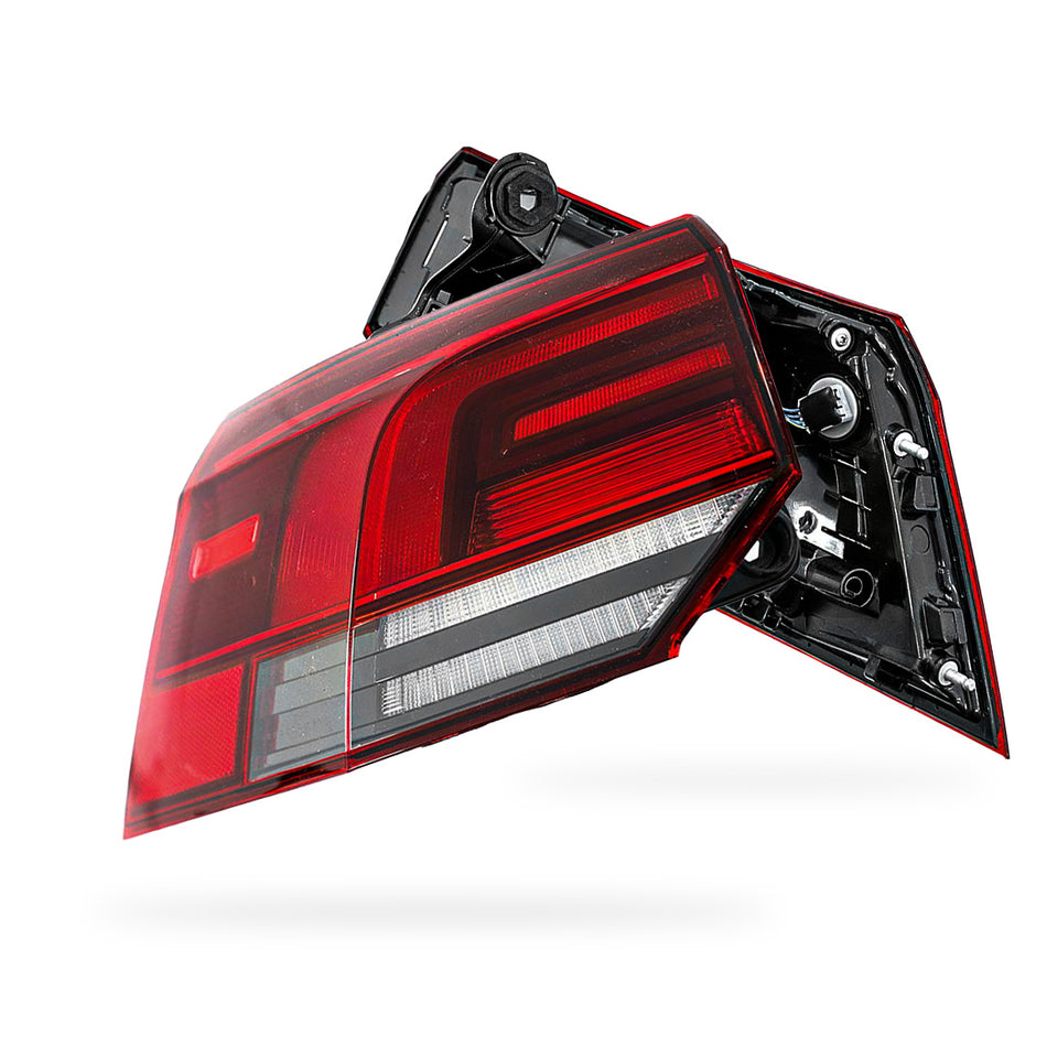 Volkswagen Golf MK8 (2021 - 2024) OEM Style Tail Lights LH + RH