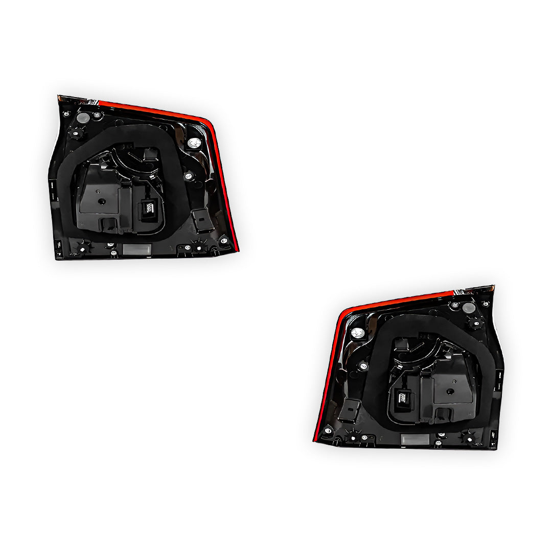 Toyota LandCruiser 200 Series 3 (2015 - 2021) Clear Lens Rear Garnish Tail Lights LH + RH