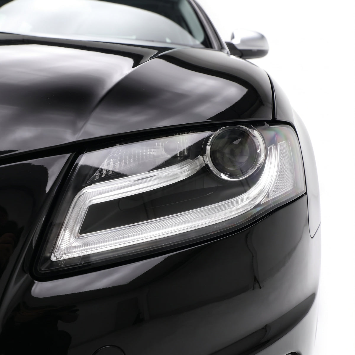 Audi S4 B8 (2009 - 2012) HID Model LED DRL Dual Beam Projector Headlights LH + RH installed close-up