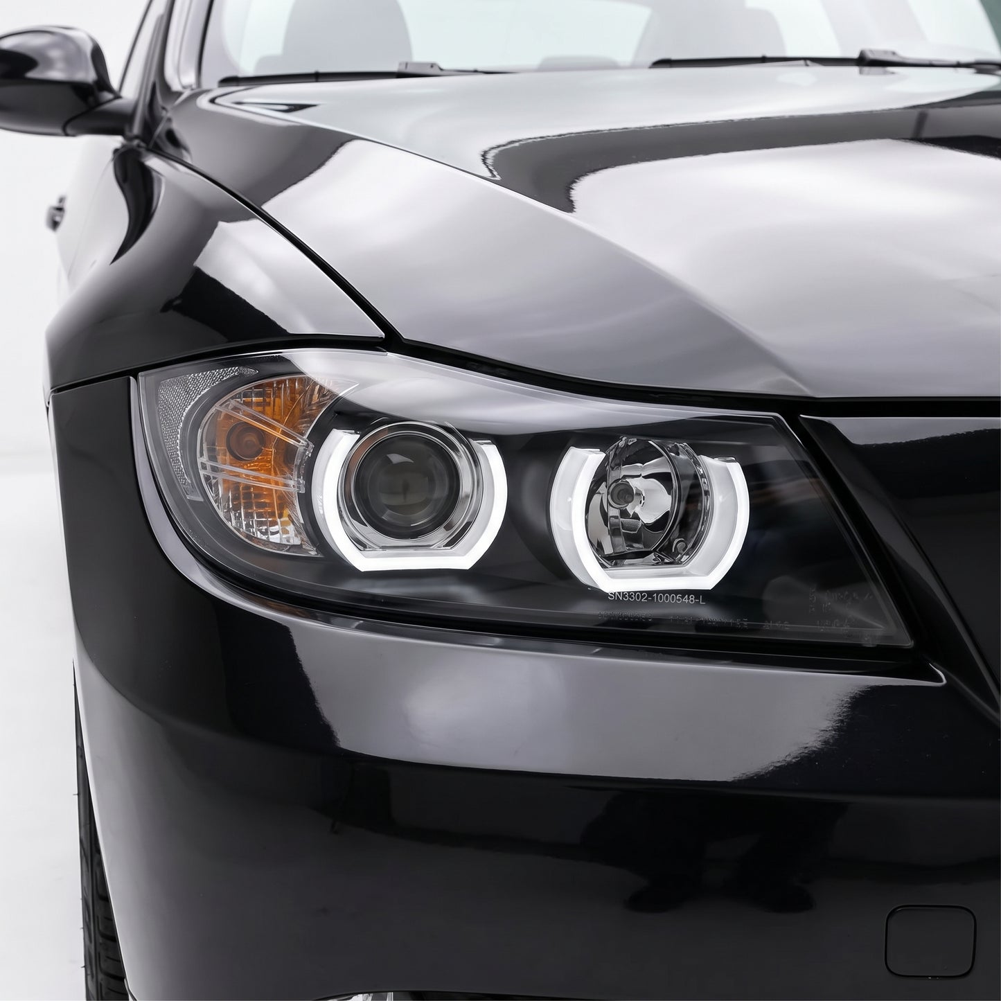 BMW 3 Series E90 / E91 (2005 - 2008) HID / Xenon Model LED 3D Angel-Eyes Projector Headlights LH + RH