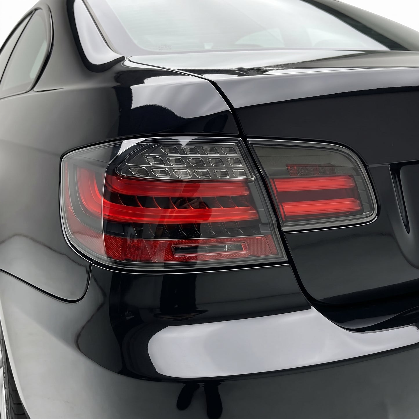 BMW 3 Series E92 (2006 - 2013) LCI Update Style 3D Full LED Stripe Bar Tail Lights LH + RH