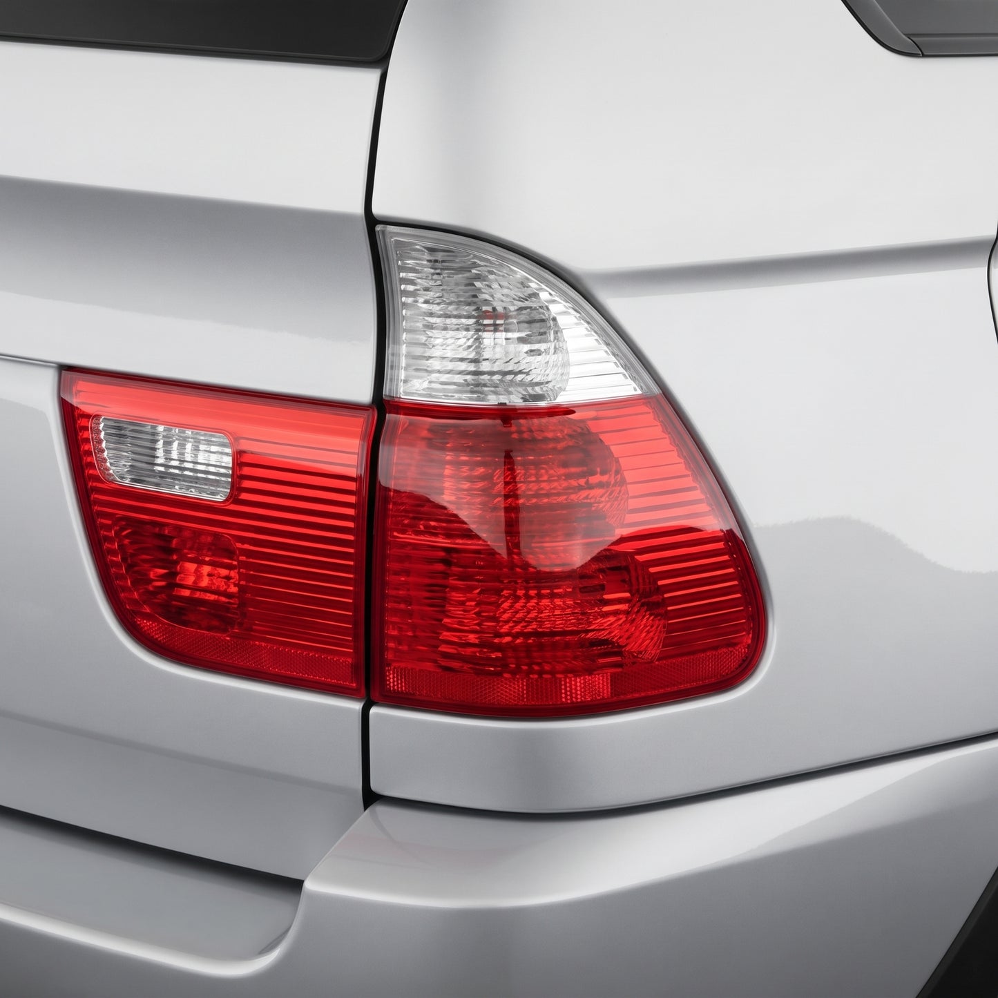 BMW X5 E53 Series 2 (2003 - 2007) OEM Style Tail Lights LH + RH