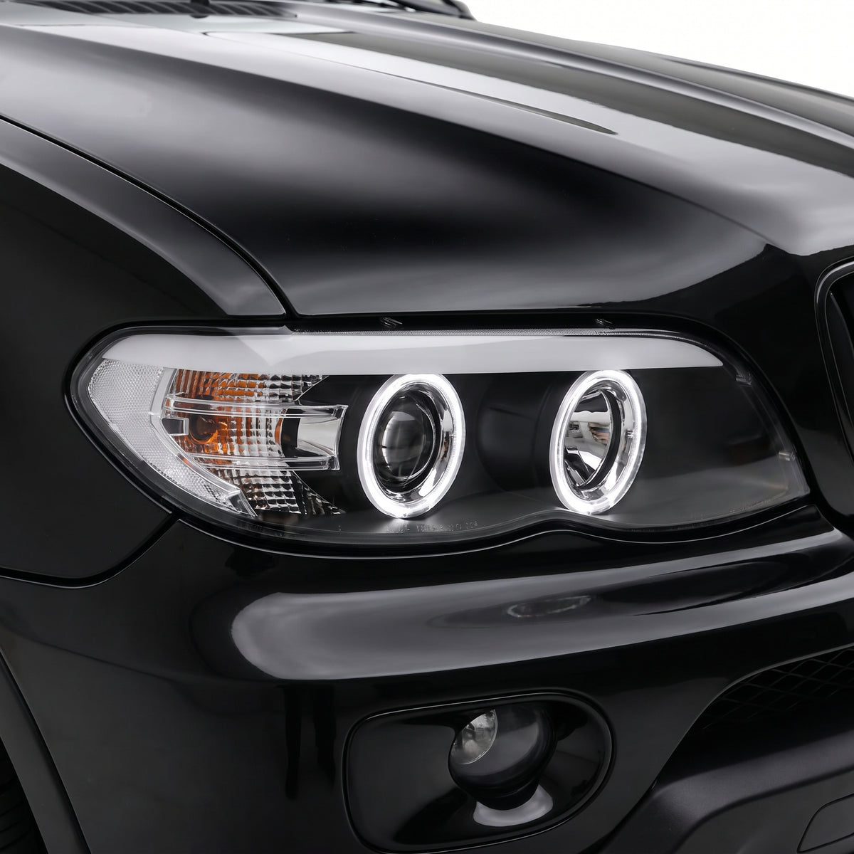 BMW X5 E53 (2004 - 2006) HID / Xenon Model CCFL Angel-Eyes Projector Headlights LH + RH installed