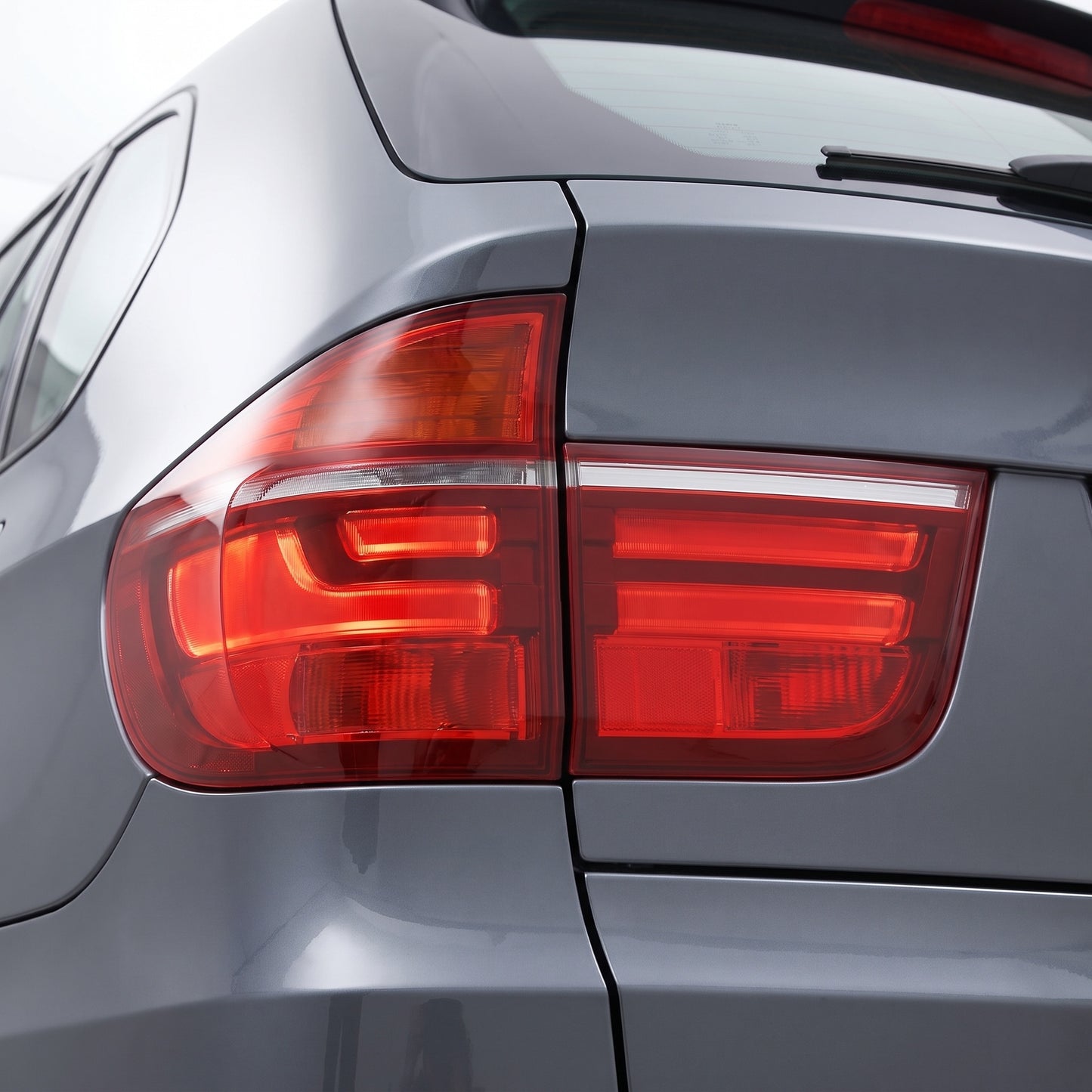 BMW X5 E70 (2010 - 2013) OEM Style Tail Lights with LED LH + RH