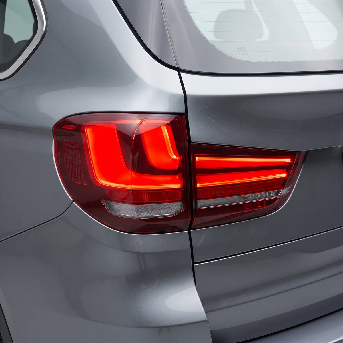 BMW X5 F15 / F85 (2013 - 2019) Tail Lights LH + RH installed