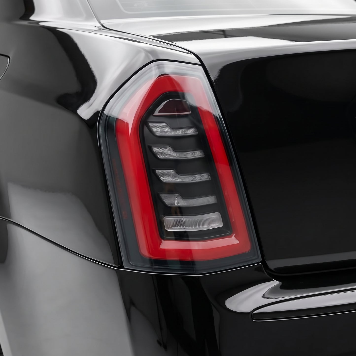 Chrysler 300C (2011 - 2014) Smoked U-Style 3D LED Tail Lights LH + RH