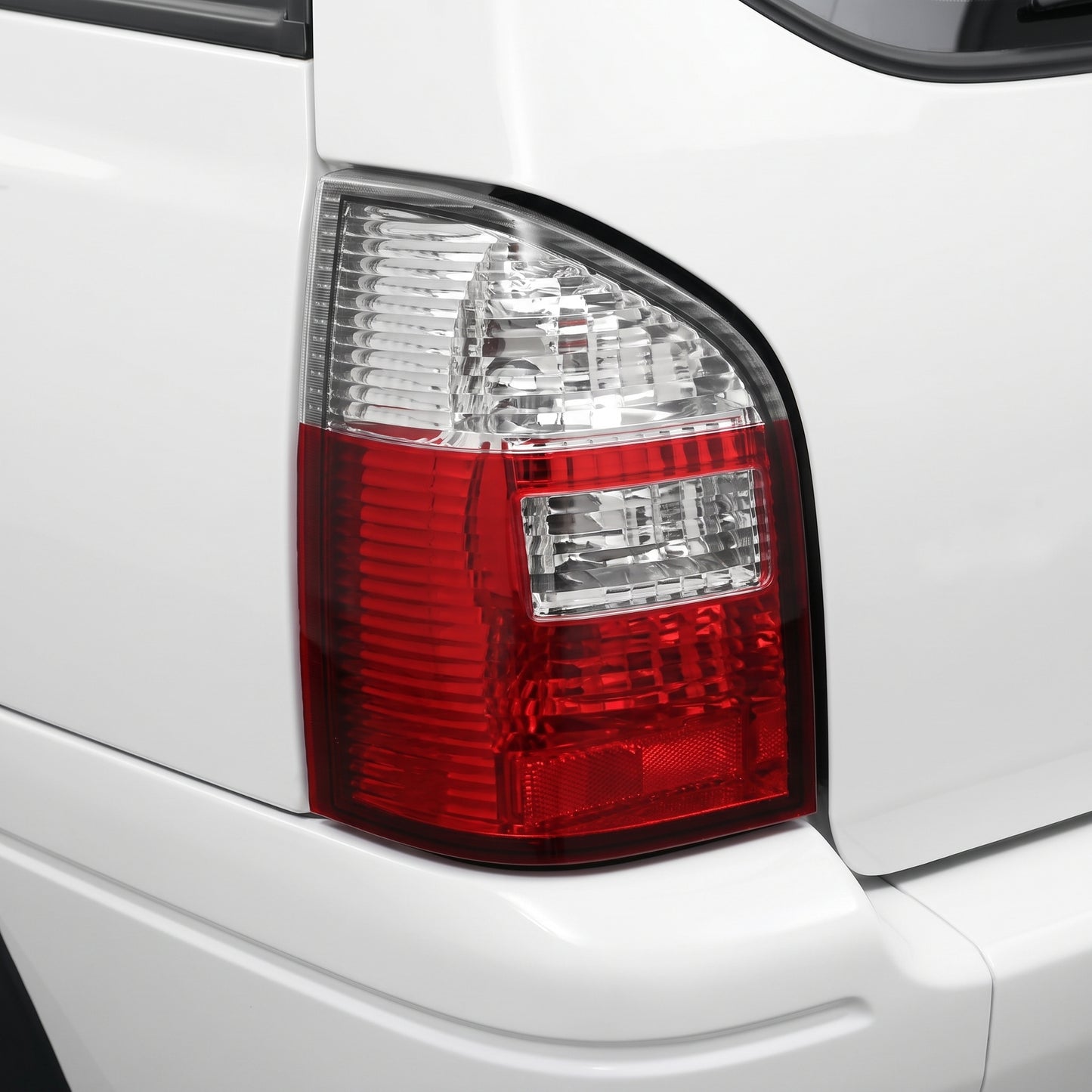 Ford Falcon AU Wagon (2000 - 2002) OEM Style Tail Lights LH + RH