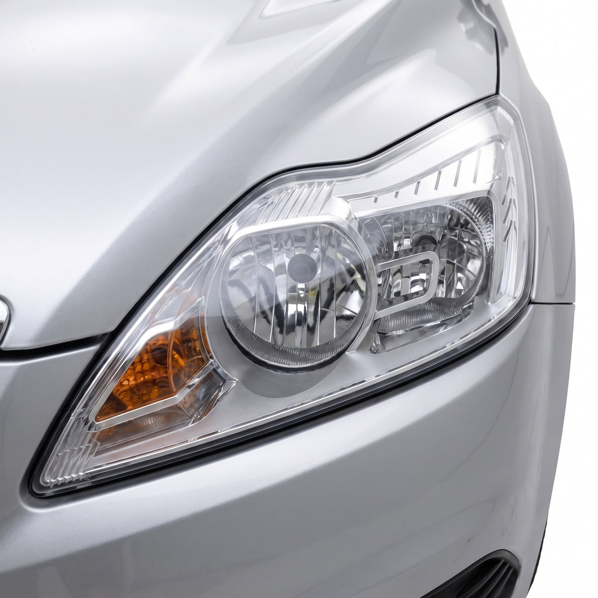Ford Focus LV (2009 - 2011) Chrome OEM Style Headlights LH + RH installed close-up