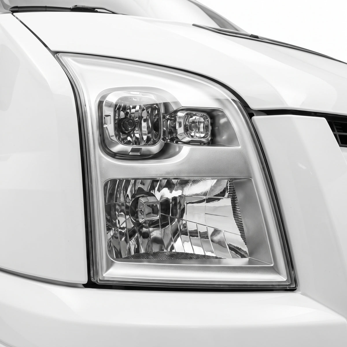 Ford Transit VM (2006 - 2013) Manual Adjust Headlights LH + RH installed close-up