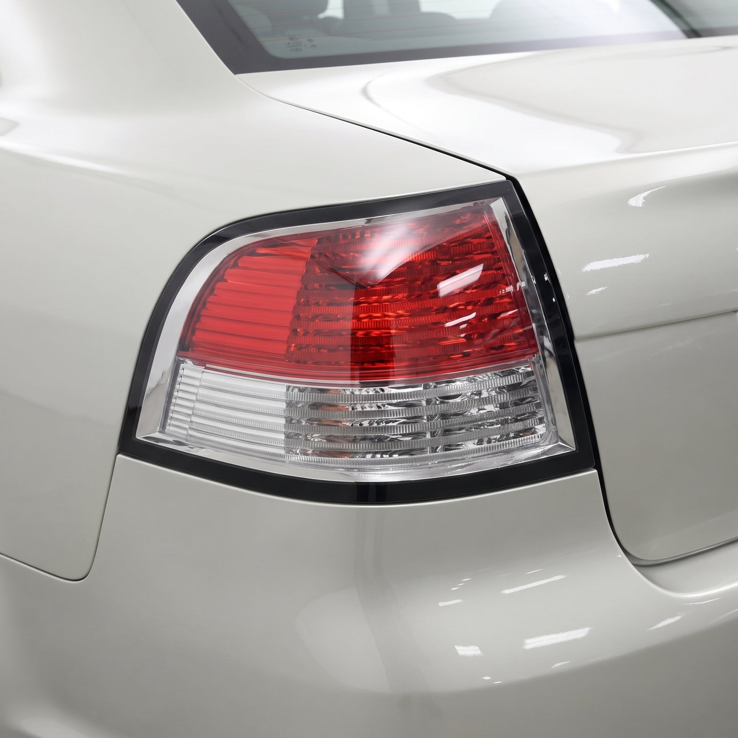 Holden Commodore VE (2006 - 2013) Tail Lights LH + RH