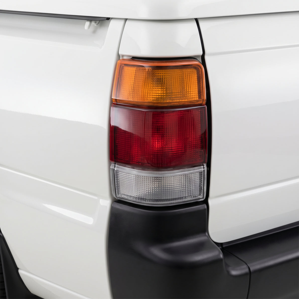 Holden Commodore VN / VG / VP / VR / VS Ute & Wagon (1988 - 1998) Non-Smokey Halogen Tail Lights LH + RH installed
