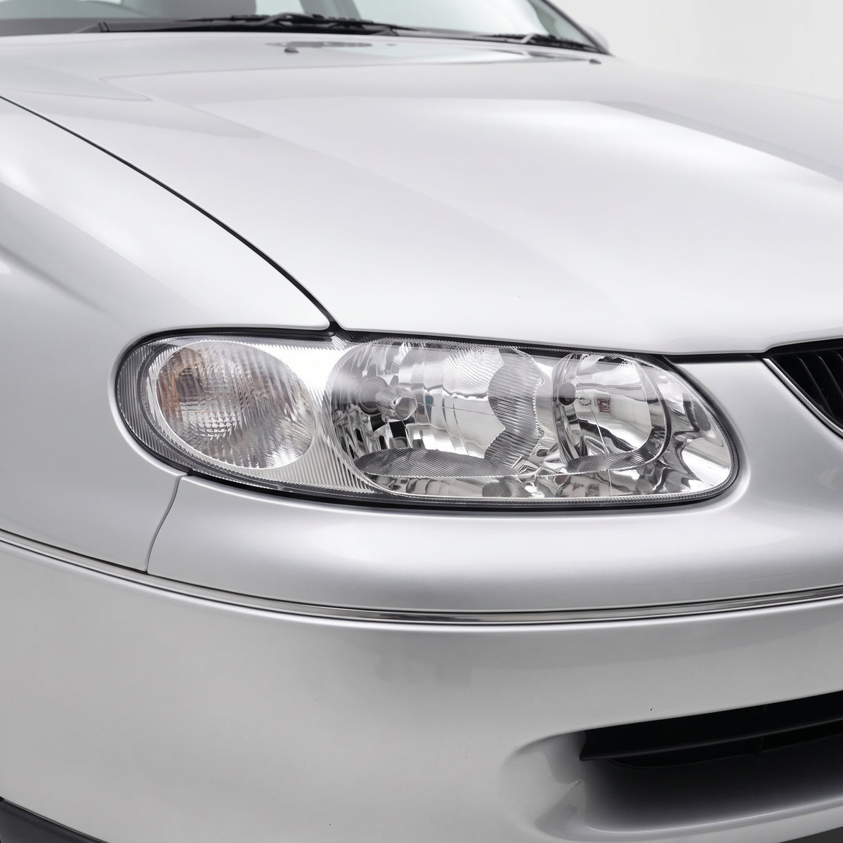 Holden Commodore VT (1997 - 2000) Clear Headlights LH + RH installed