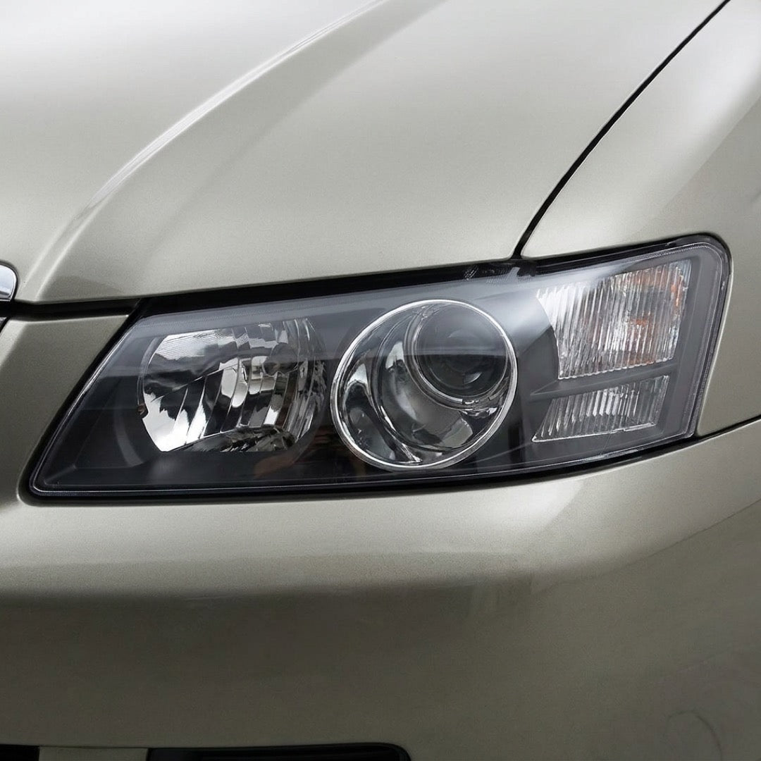 Holden Commodore VY Berlina / International / Calais (2003 - 2004) OEM Style Headlights LH + RH