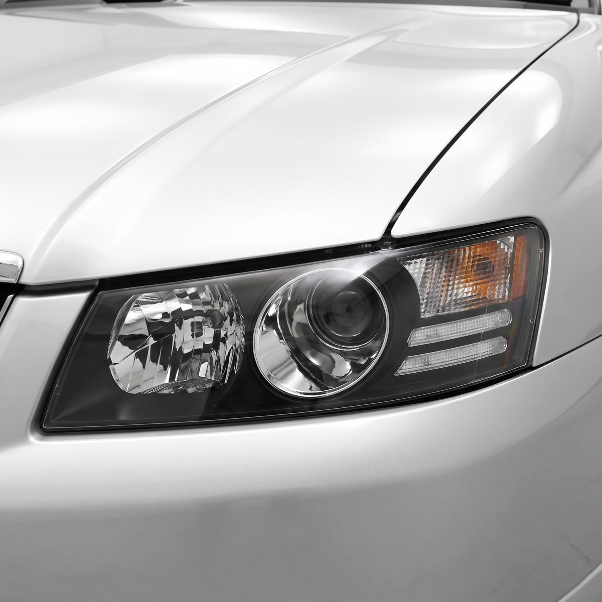Holden Commodore VZ (2004 - 2007) Clear Projector Headlights LH + RH installed