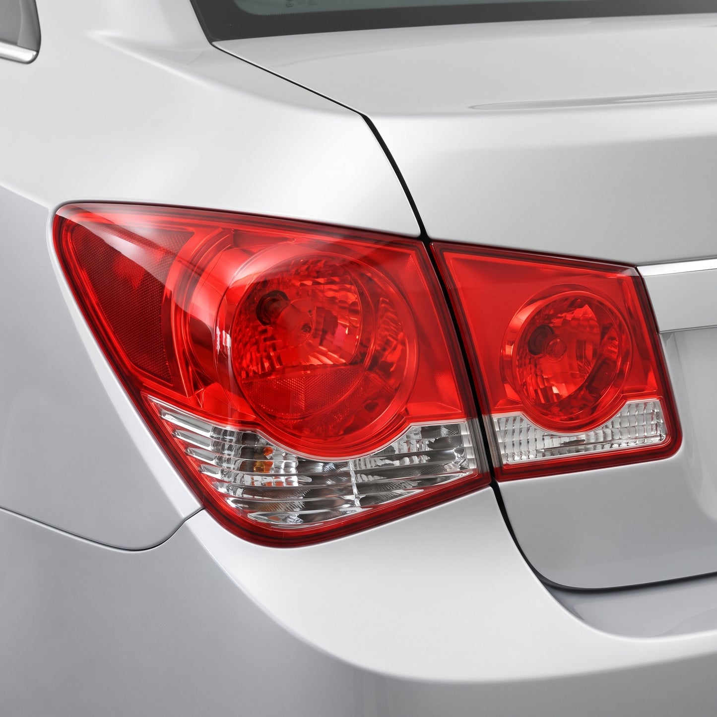 Holden Cruze JG / JH (2009 - 2016) Halogen Tail Lights LH + RH