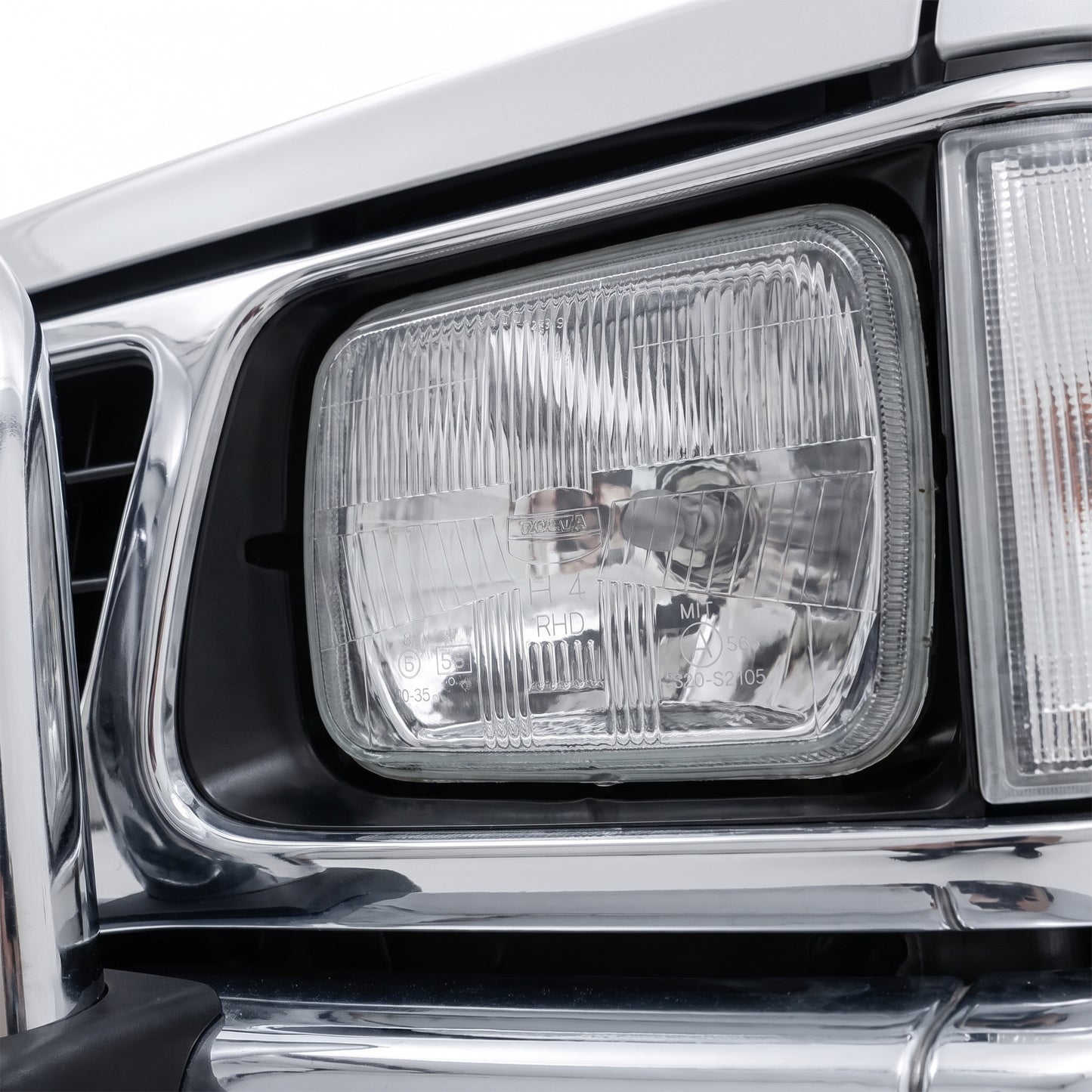 Holden Rodeo TF (1988 - 1998) Glass OEM Style Headlights LH + RH