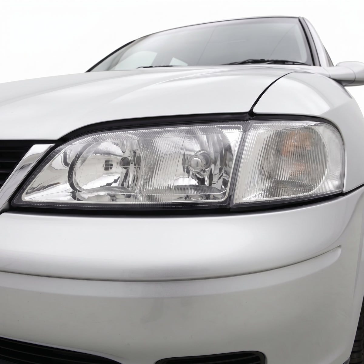 Holden Vectra JR / JS (1997- 1999) OEM Style Headlights LH + RH installed close-up