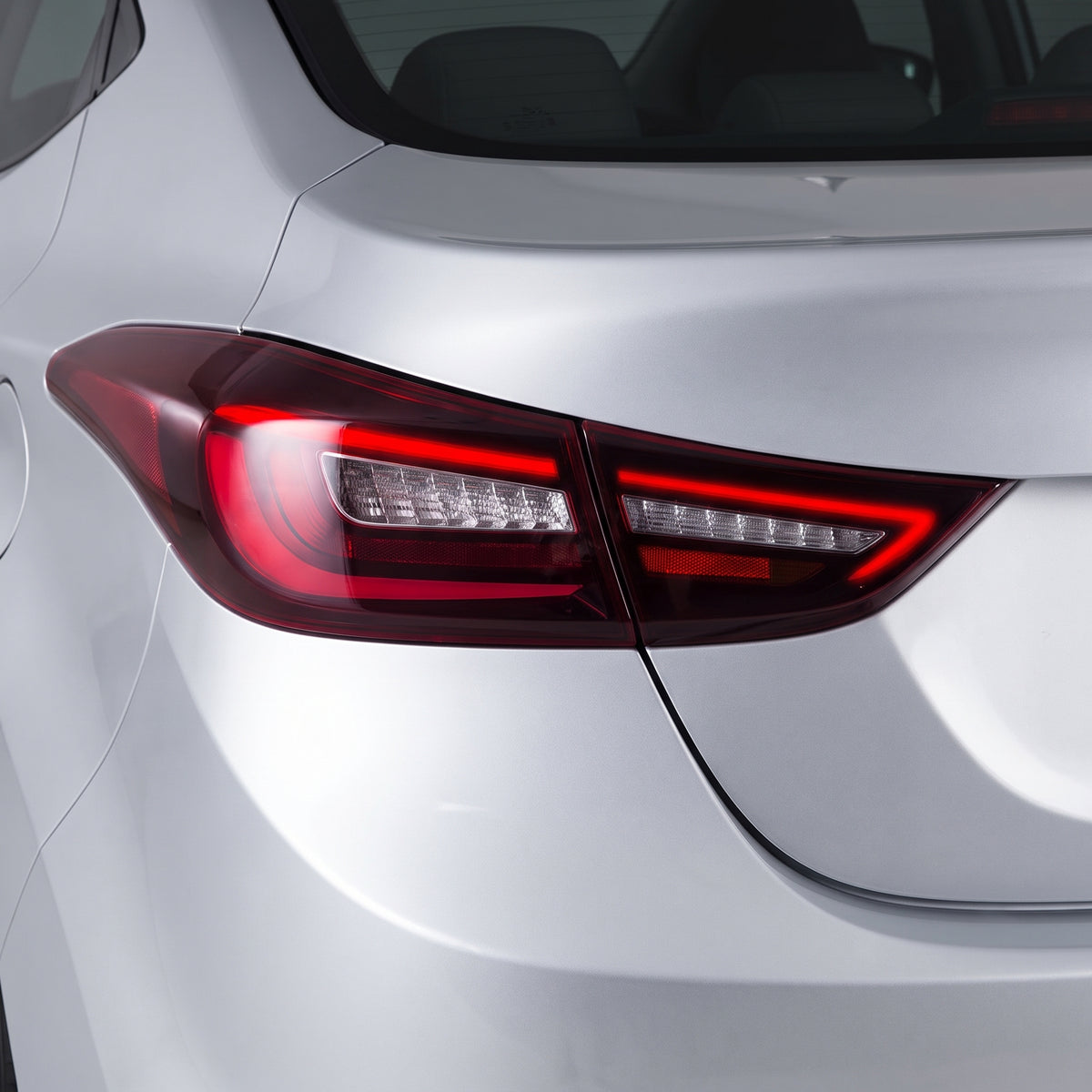 Hyundai Elantra MD (2011 - 2016) LED Sequential Tail Lights LH + RH installed