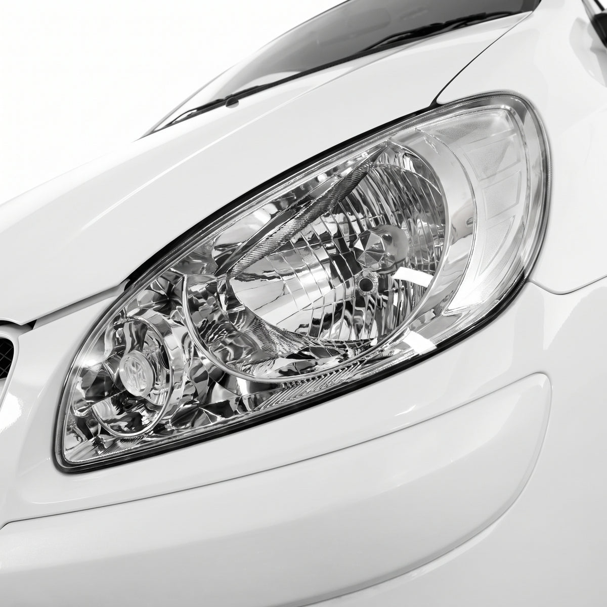 Hyundai Getz TB Series 2 / Series 3 (2007 - 2009) OEM Style Headlights LH + RH installed close-up