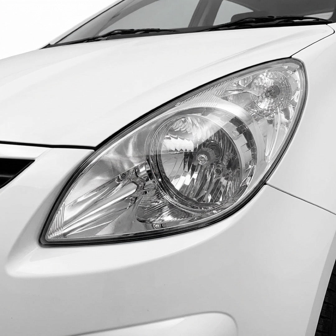 Hyundai i20 PB Series 1 / Series 2 (2009 - 2012) OEM Style Headlights LH + RH