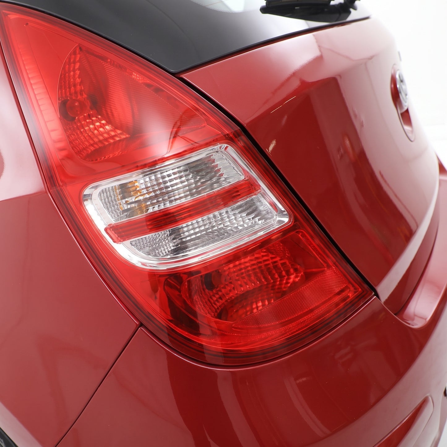 Hyundai i30 FD (2007 - 2012) Halogen Tail Lights LH + RH