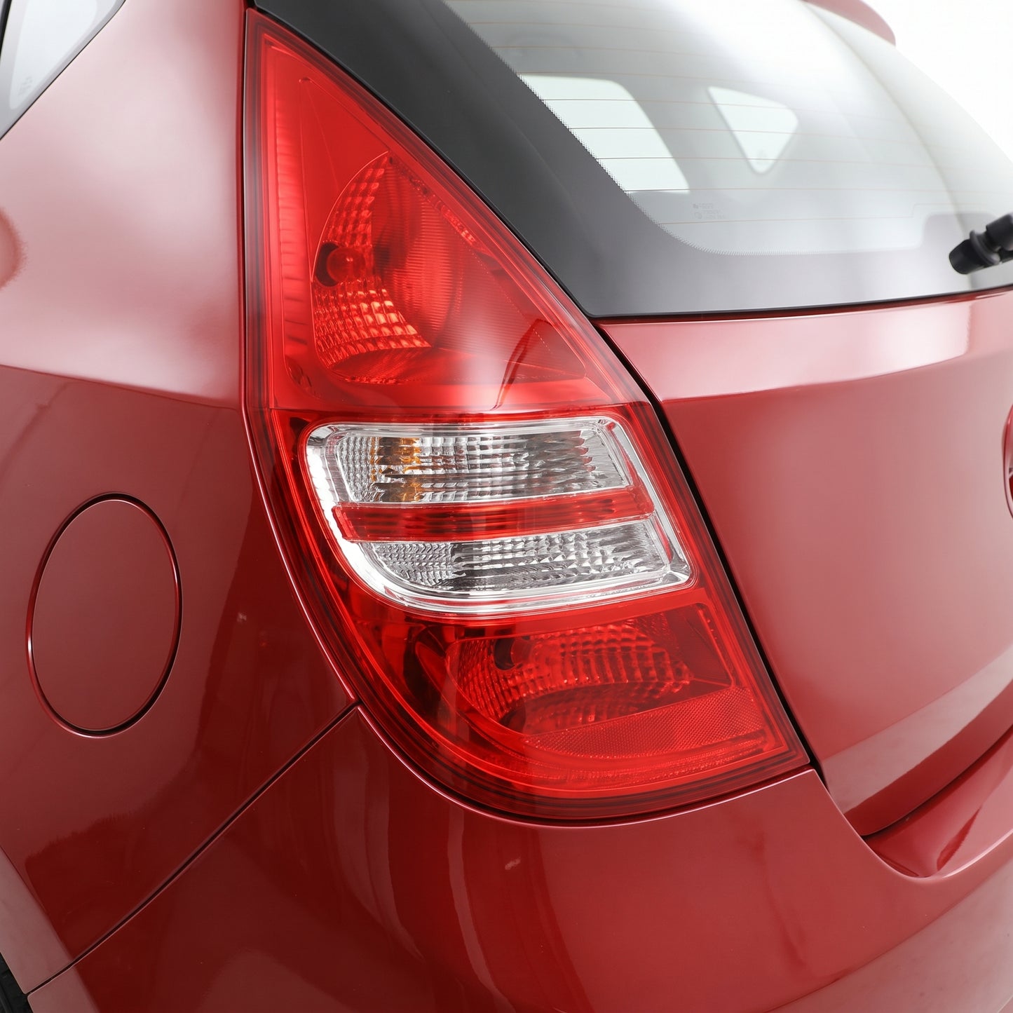 Hyundai i30 FD (2007 - 2012) Halogen Tail Lights LH + RH