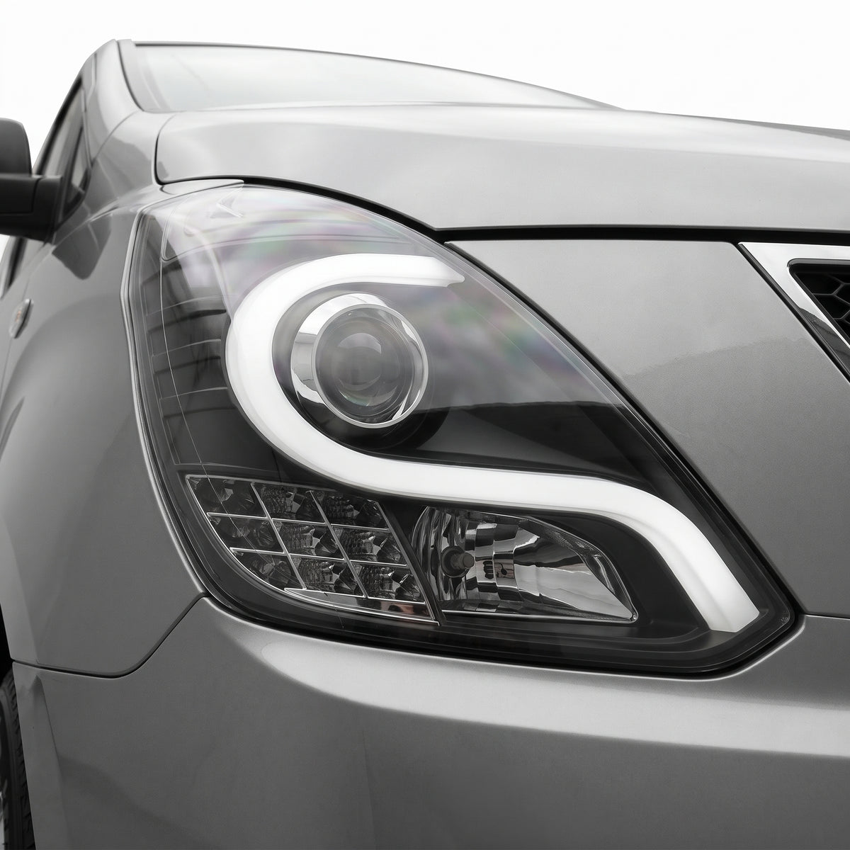 Hyundai iLoad / iMax TQ (2008 - 2018) LED DRL Projector Headlights LH + RH installed close-up
