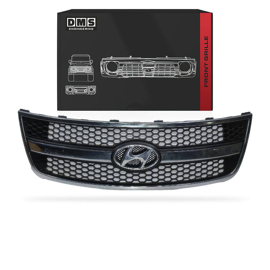 Hyundai iLoad / iMax TQ (2008 - 2015) Black / Chrome Grille