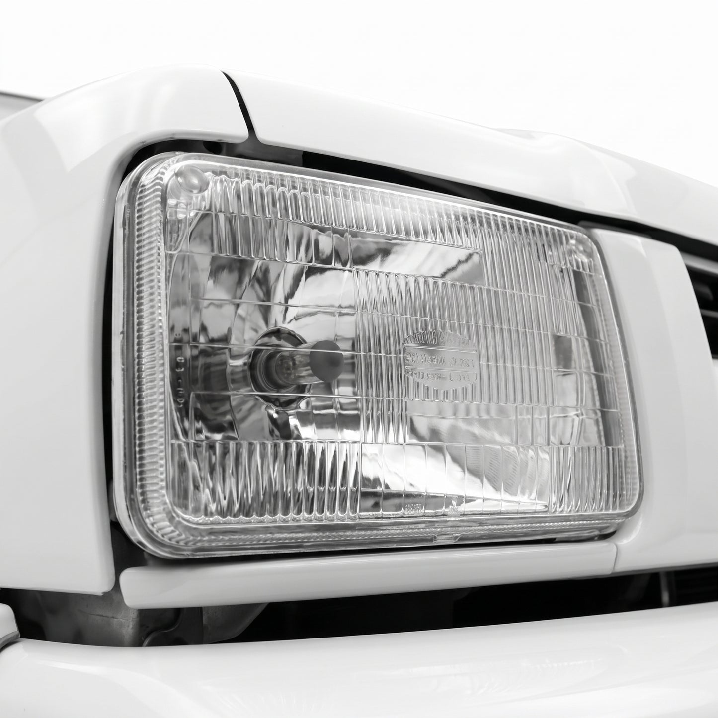 Isuzu 700P Truck 6" x 4" H4 Glass OEM Style Headlights