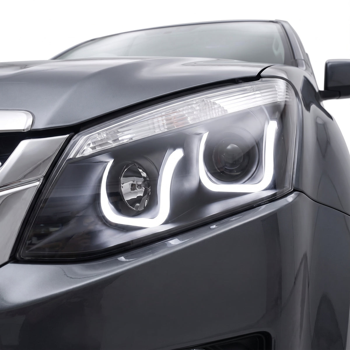 Isuzu D-MAX (2012 - 2016) Black Eagle U-Shape Halo Angel Eyes Headlights LH + RH installed close-up