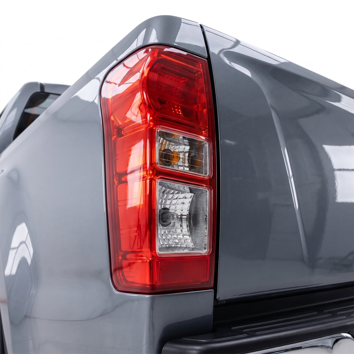 Isuzu D-Max (2014 - 2019) OEM Style Tail Lights LH + RH