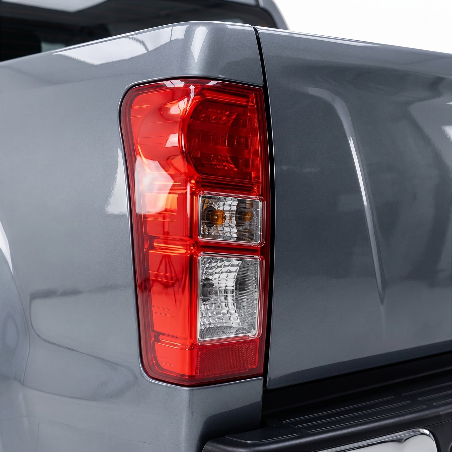 Isuzu D-Max (2014 - 2019) OEM Style Tail Lights LH + RH