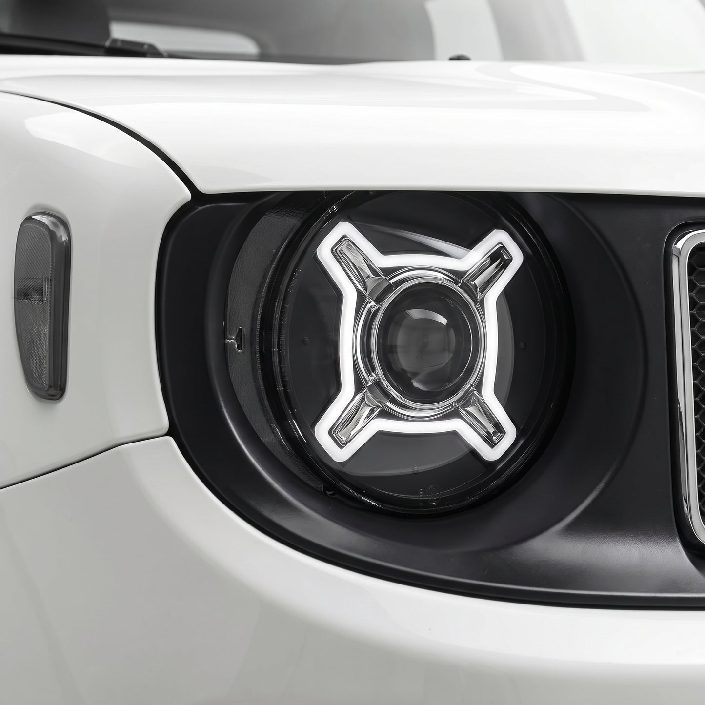Jeep Renegade BU (2015 - 2018) LED X Shape DRL Dual beam Projector Headlights LH + RH