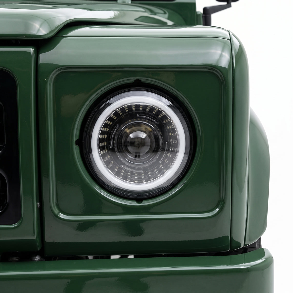 Land Rover 110 (1983 - 1991) 7" Round LED Headlights LH + RH installed