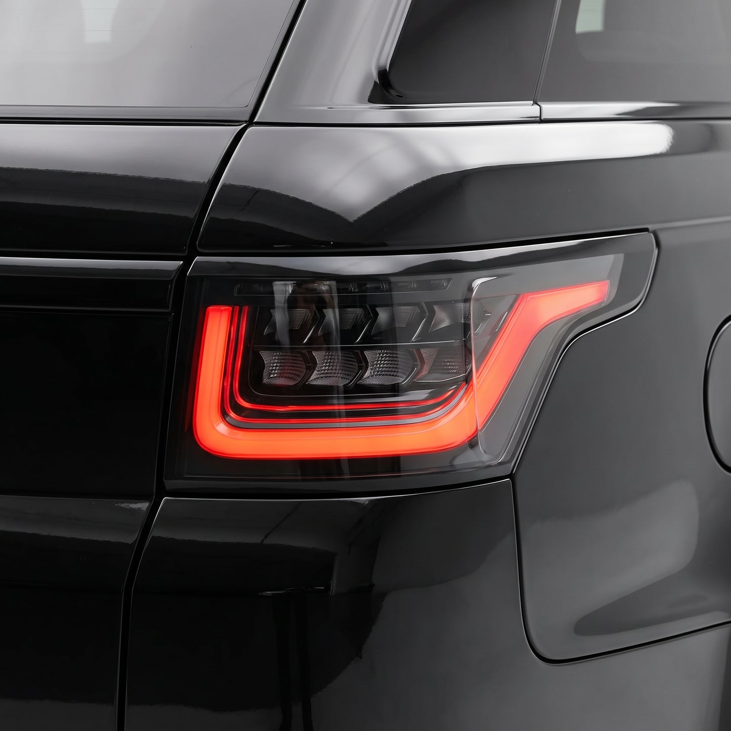 Land Rover Range Rover Sport L494 (2013 - 2022) MY18 SVR Style Sequential Full LED Tail Lights LH + RH