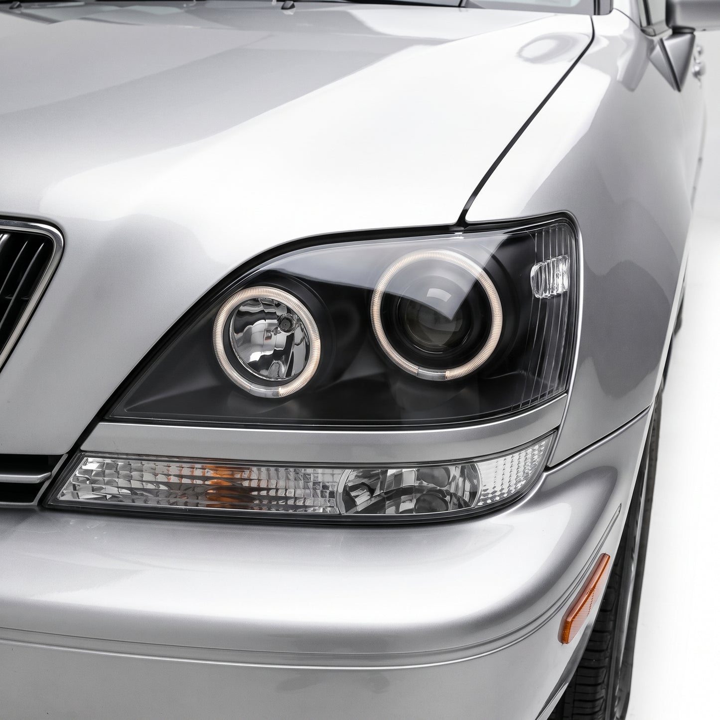 Lexus RX300 MCU (1999 - 2003) CCFL Angel Eyes-Projector Headlights LH + RH