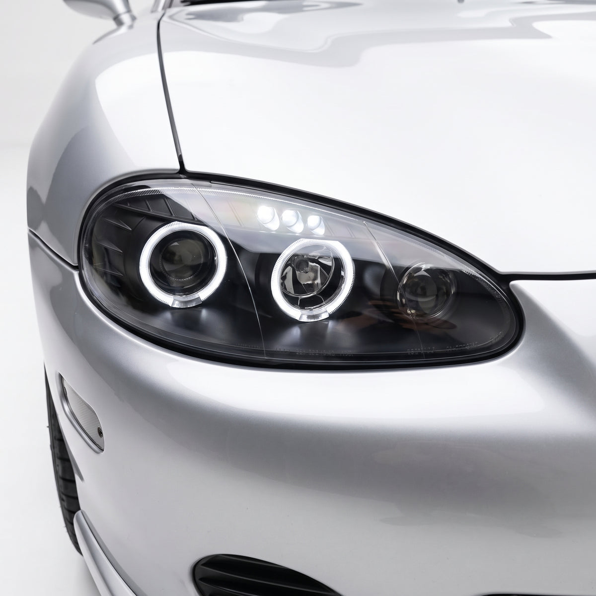 Mazda MX-5 NB (2001 - 2005) LED DRL & CCFL Projector Angel-Eyes Headlights LH + RH installed