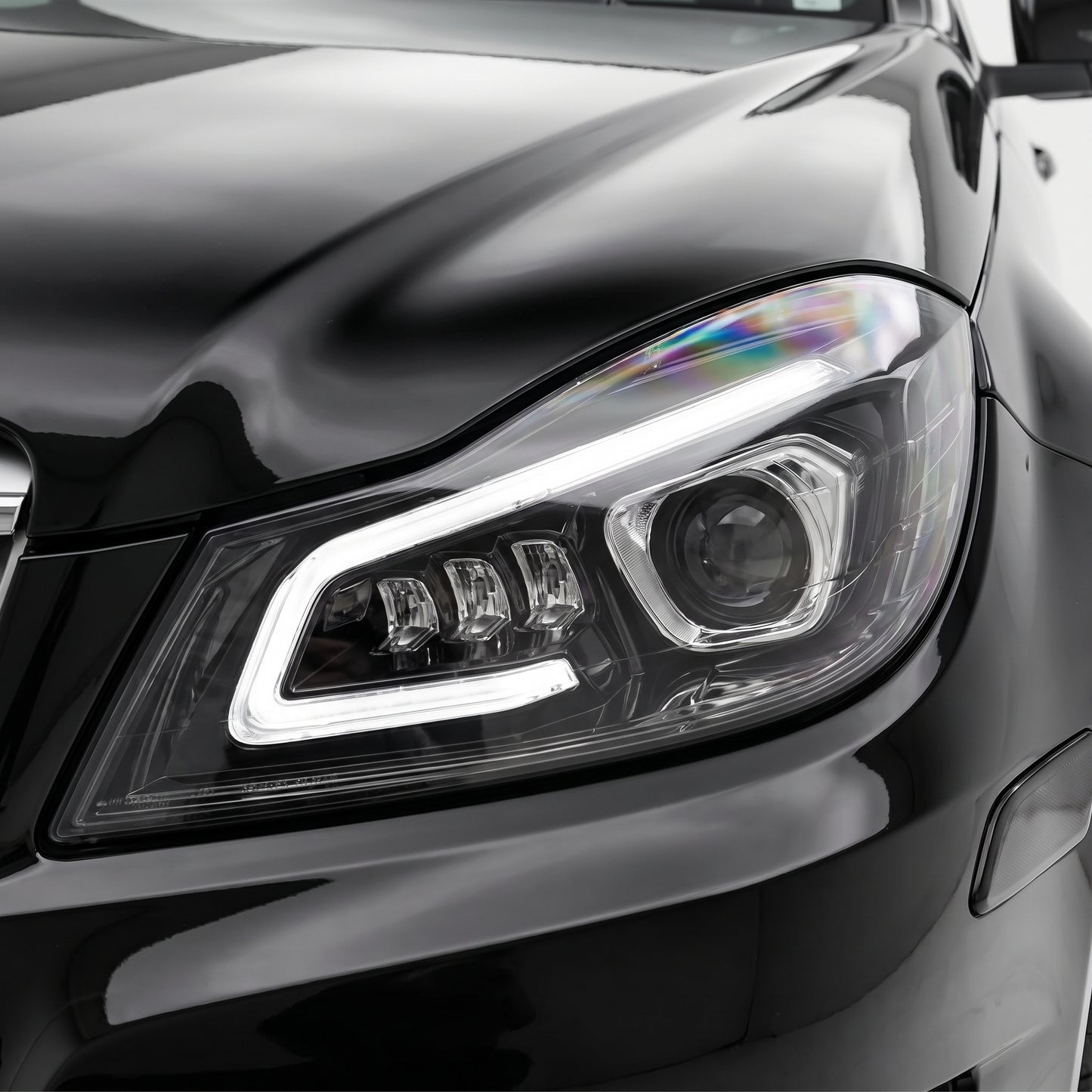Mercedes-Benz C-Class W204 (2008- 2011) Xenon Laser LED DRL Projector Headlights LH + RH