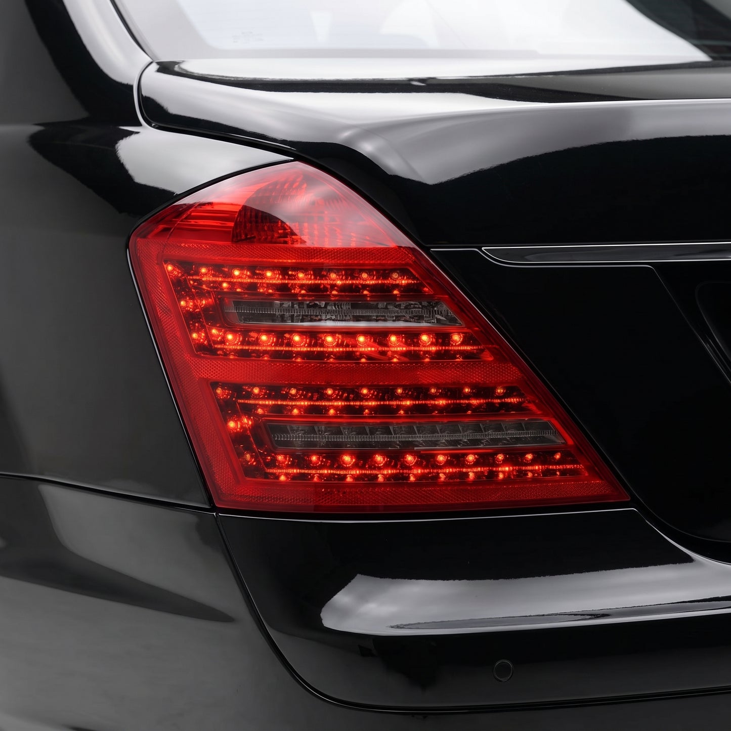 Mercedes-Benz S-Class W221 (2006 - 2009) Smoked Red LED Tail Lights LH + RH