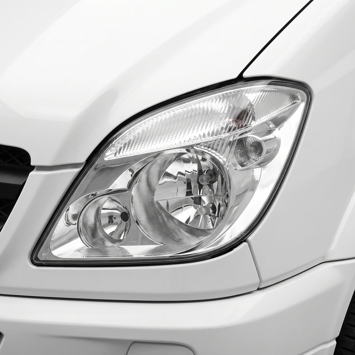 Mercedes-Benz Sprinter W906 / NCV3 (2006 - 2013) OEM Style Headlights LH + RH installed