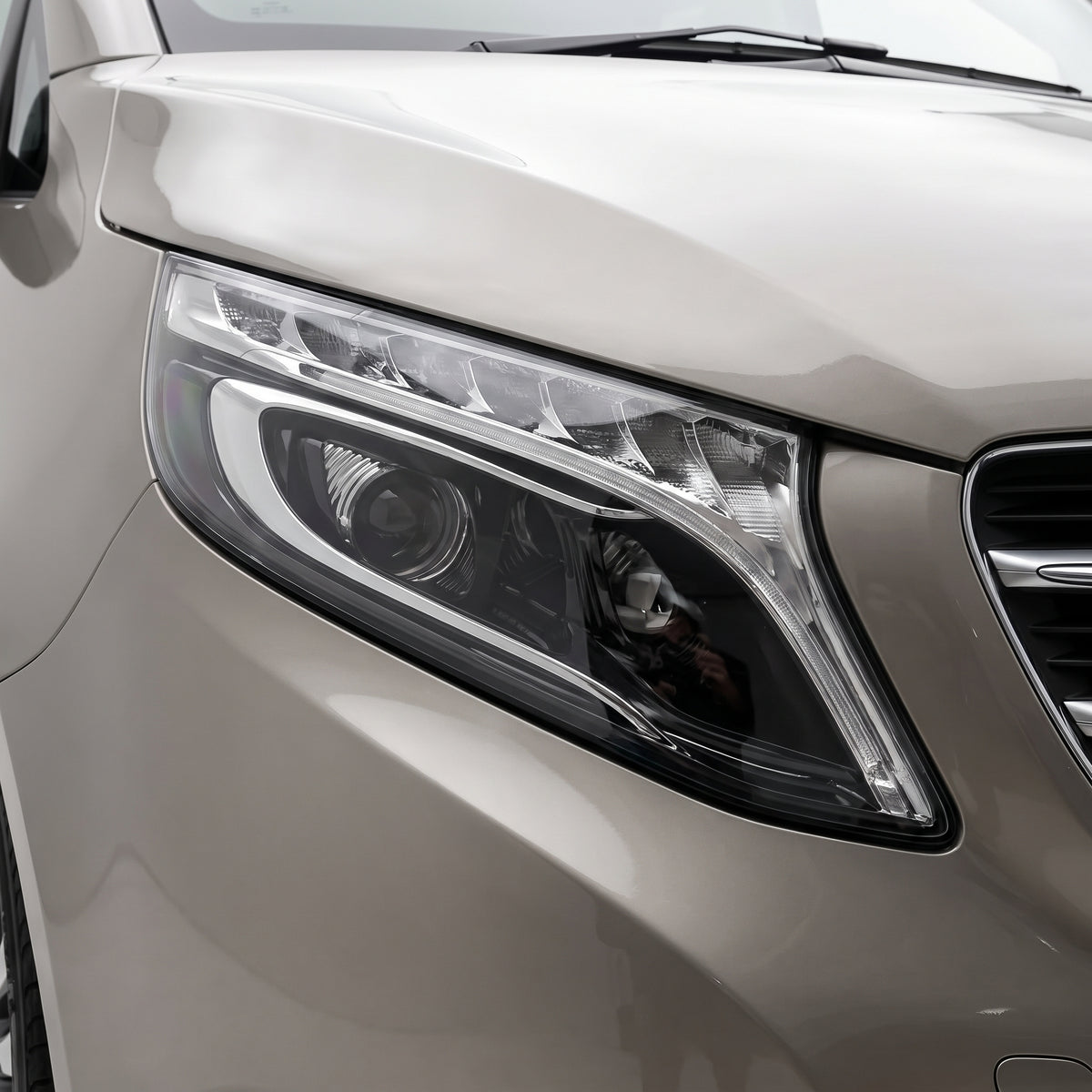Mercedes-Benz V-Class W447 Vito / Valente (2015 - 2024) AMG Style Full LED DRL With Sequential Indicator Headlights LH + RH installed