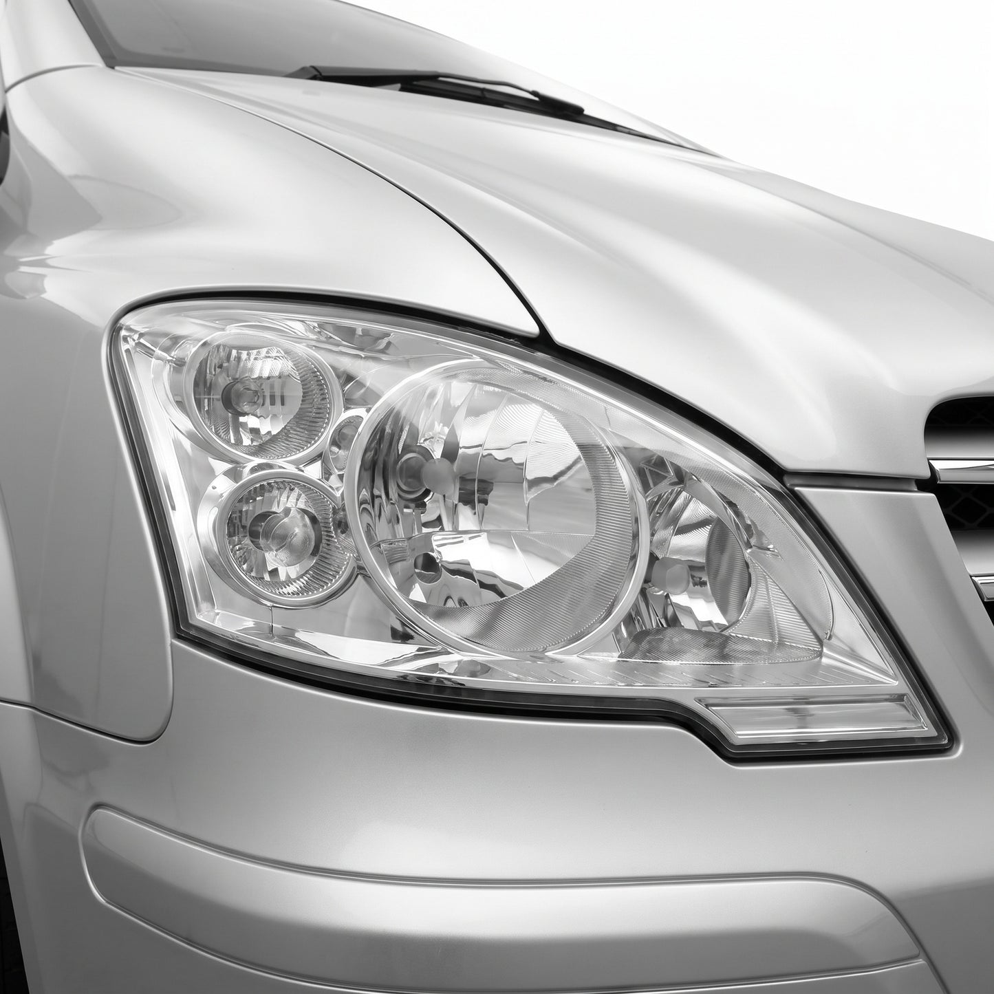 Mercedes-Benz Valente W639 (2012 - 2014) OEM Style Headlights LH + RH
