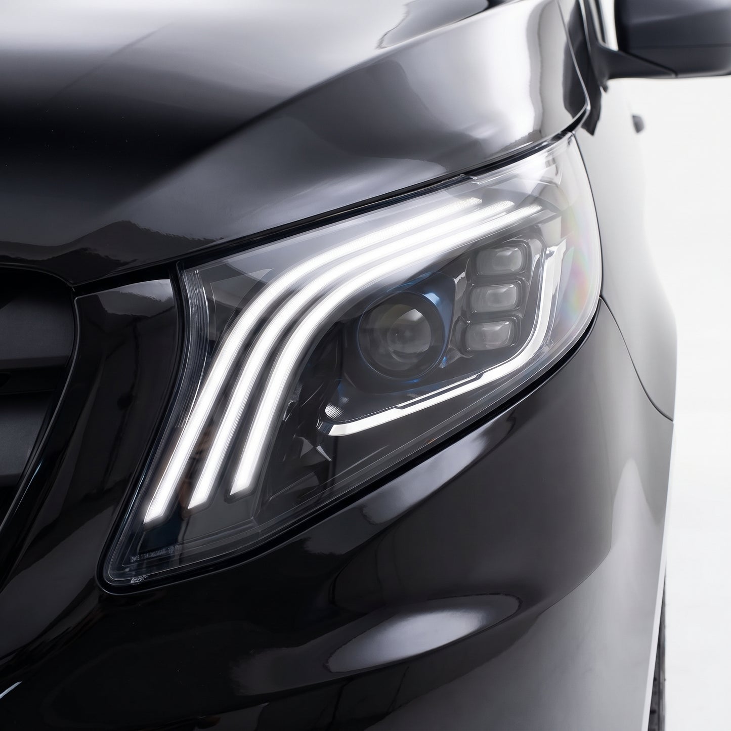 Mercedes-Benz Vito W447 (2014 - 2020) LED DRL Sequential Projector Headlights LH + RH